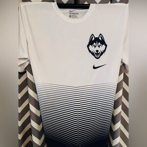 Nike DRIFIT UCONN HUSKIES Graphic Tee